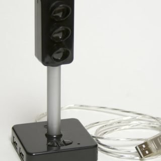 Photo of a Lighted USB hub with voice memo recording