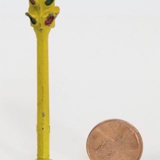 Die cast red-green traffic signal, resembles a Ruleta
