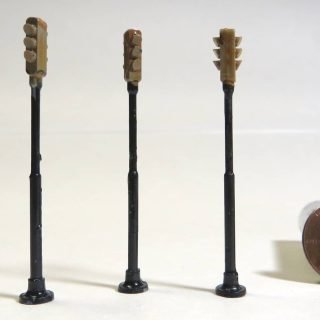 HO scale plastic 2-way traffic lights