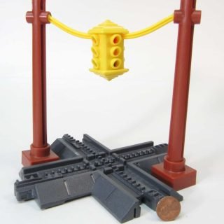4-way signal from Geo-Trax Disney CARS Geo Trax Radiator Springs Mega Race Set, Item R6357 from 2009