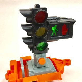 Traffic Signal Trailer from Tonka Roadway Rig Police Truck Play Set
