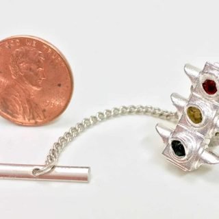 Silver traffic signal tie tack