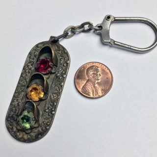 Ornate Vintage Traffic Light Key Chain